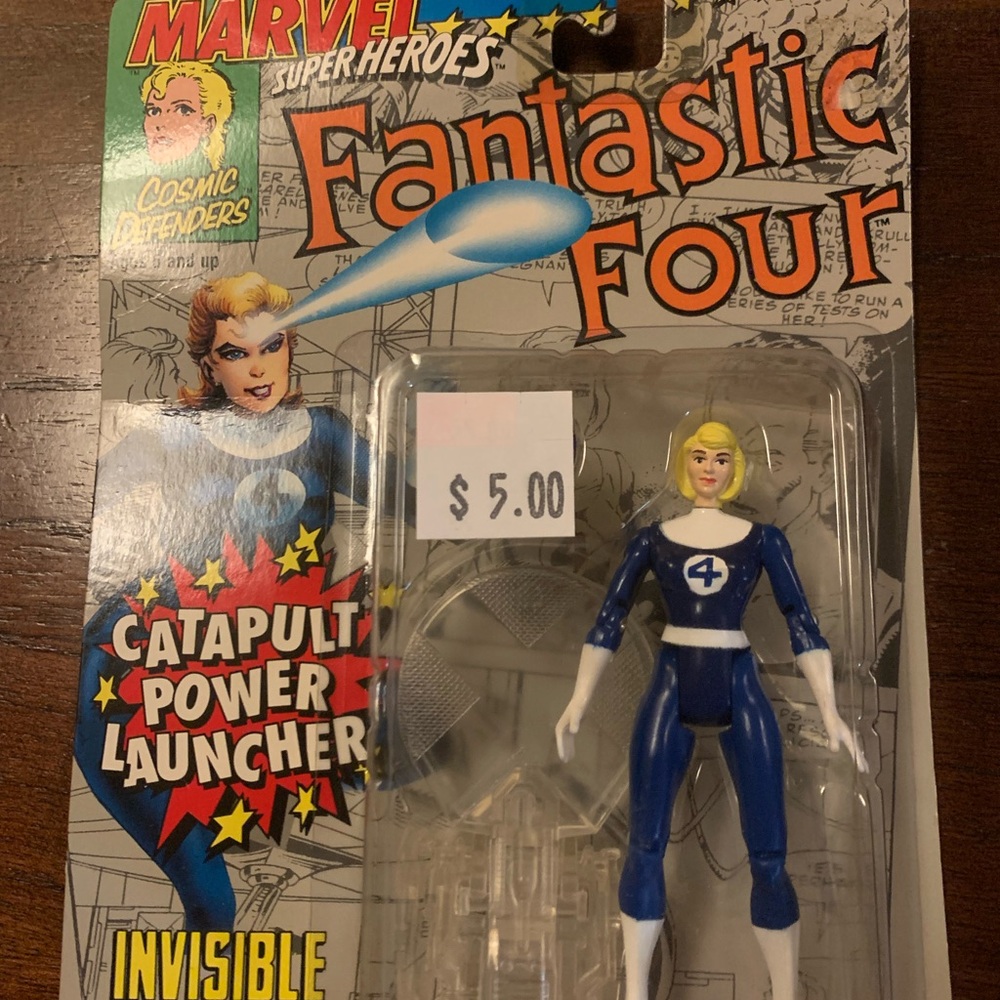 Marvel Invisible Woman Fantastic Four figure NEW